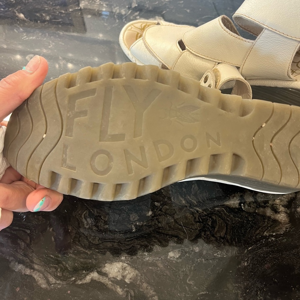 FLY London wedge shoes. Super comfortable quality leather with adjustable strap - Picture 3 of 6